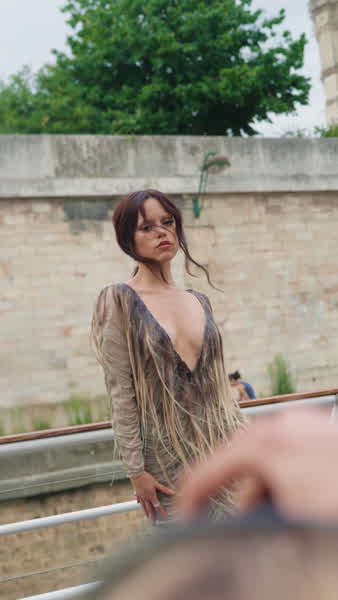 4b40c3f7c7d207b143b363d68c1dd12735a8e1273ed8b95960f21a9848350068 thumbnail