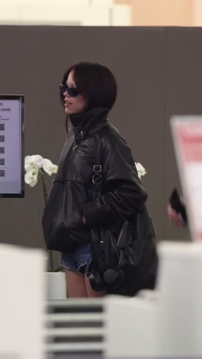 e8403cbceb59d9f6a93d595c1970ce81ef09f3207a317306a106d0d5f33a70c2 thumbnail