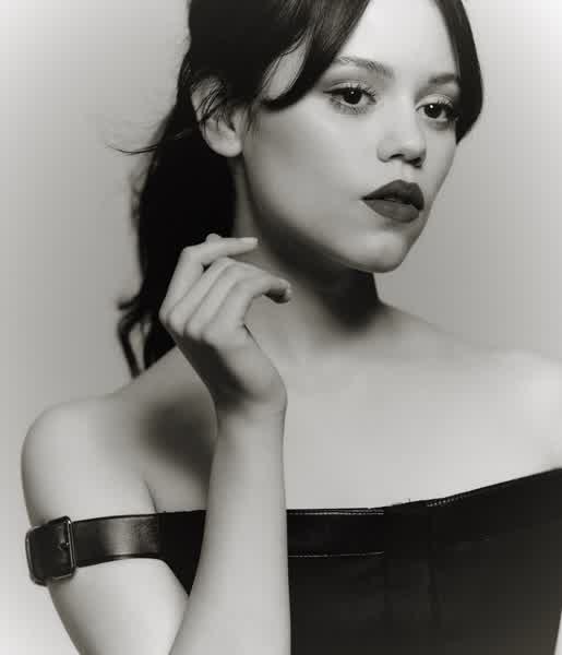 32ba01a78695a3a5f21254e6dfdc1b8c4c63a3bcbdc977f74bff51978c7ecf1e thumbnail