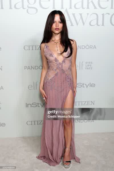 38c96cb93fd1c5aa53f98762ab849a3c67c30dde49cc066e7e580685774c2f34 thumbnail