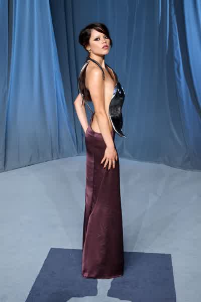 56497b2dbc910eebcafbbc661461369a3f4422ca8618d78c516cee522eeee092 thumbnail