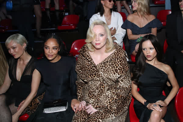 83e4c6669657a4d0df3704ab09cbe8252dd941732cec932fb567090ca7552a59 thumbnail