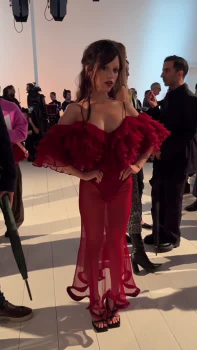 9755ab02b1fa0e46bef3405549a51ff37722f6c8010c57ca5dff2dec2994f7a1 thumbnail