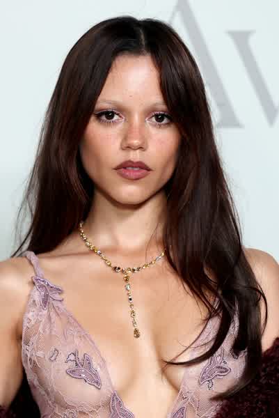 be7429482bb8af897d2e44e6c7811f7055dc7d80fd95d713b676827aa9d46445 thumbnail