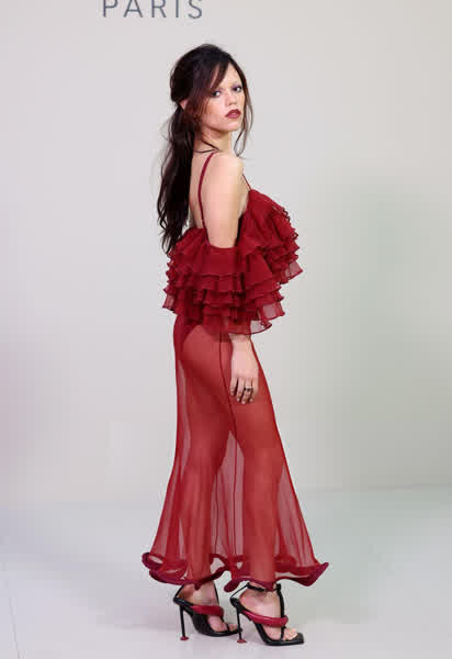 c7fab7d769b92e272224d983ba7ebdebee7c33a107b675c464597d4a2311ed31 thumbnail