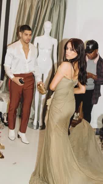 e50e6c456d61fbded83fb6696ee136610348958056fb2ece9d393e5b20cbbff2 thumbnail