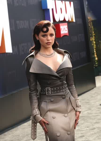 1aa948057cab53d2c1f4e44d4f7bb1ddb40a0b3ee4063ff02692edb19a1c9d4a thumbnail