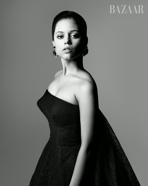 98dbd16fa3540dcef4ab0a8c1824a56ce738f10cf7ea35b348c8eb80caea3dfb thumbnail