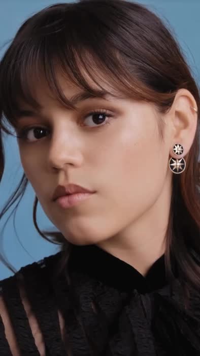 cc42a9477180e9667b69dde404ce54a78571b1cbd48d4821498f826b7c5cd9b7 thumbnail