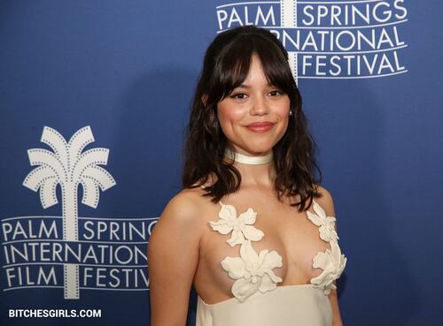 215137152650612904693482762989400892760 thumbnail