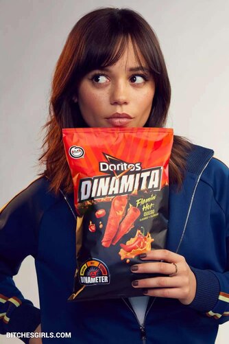 Jenna Ortega Nude Latina - Jenna Ortega. Nude Videos Latina