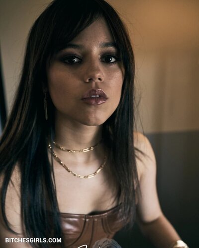 Jenna Ortega Nude Latina - Jenna Ortega. Nude Videos Latina