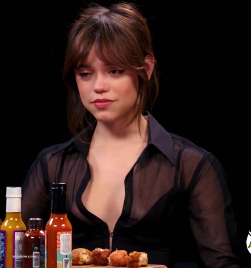 5d37934a008751d44e7f3208f540b92247e0b78f557329edaaf39f4a7ce5f0d3 thumbnail