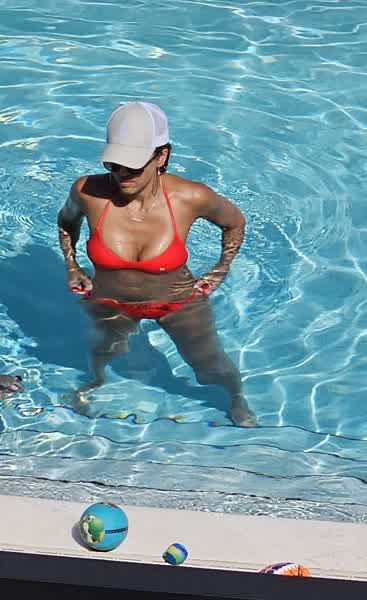 7ab745734153f3fc21364feb627244f2632ba721f094da351b36798dba01ab2c thumbnail