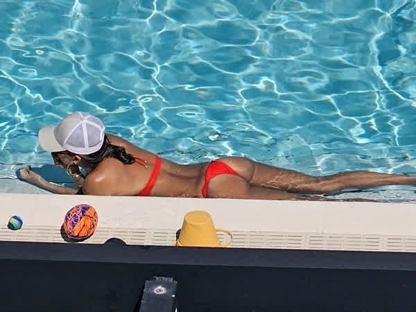 dfeb57842ead65204570a1b408cd3b93560821128a25fafa3a6b5695a7fe116a thumbnail