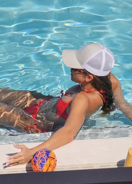 fe7f9951570e03f9d90de994584b42a6f4293820466da2d2d4c48342f6ae1a8a thumbnail