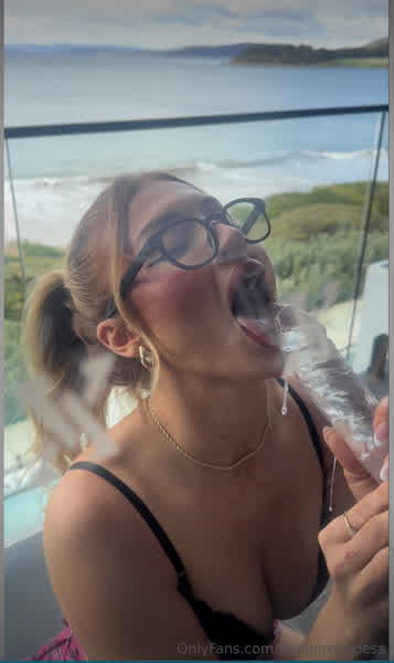 0c016e6067db0f6cbe7b986cafd9ca82620e43a6274226d85b9b36b324f4caa5 thumbnail