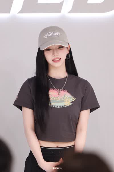 b15667cb73f1e1cc769f30c213d8c9421b39e759c4a0bc2935125fba4d401fbd thumbnail