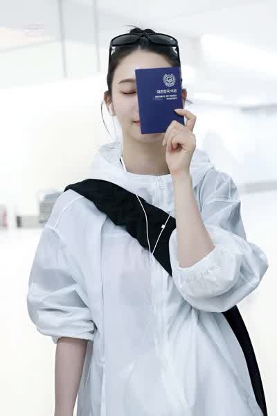 e726f2eb7ba02ae419eac8377301a3980252acab641e4187b9a92ad3f1c1121d thumbnail