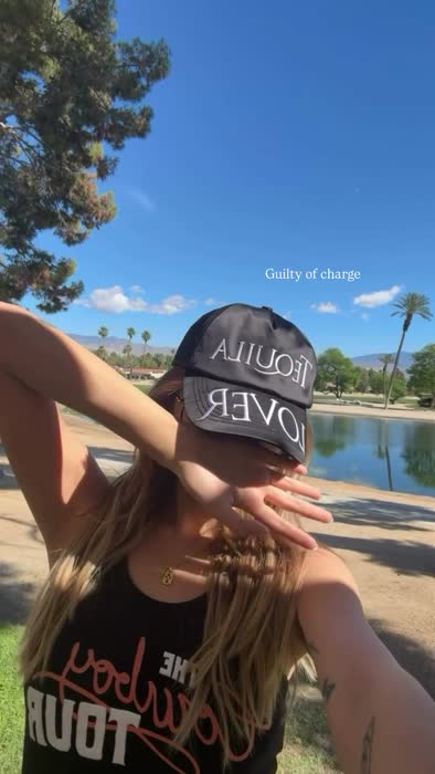 bad8d99828c4cec241649bd60f5487fa4862e5ab63b9483417c76892fe8868b7 thumbnail