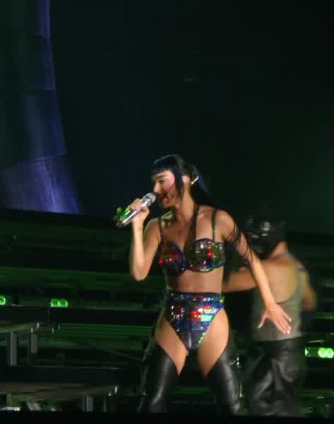 2a28580f59d4307aedf3fe204bbee4a9fd7e2e5b28549dad2fee38c898a3ca79 thumbnail