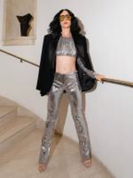 6129d27168ad3b892824059438c278f8685cbe89feadfb46c3b275a0989b1a26 thumbnail