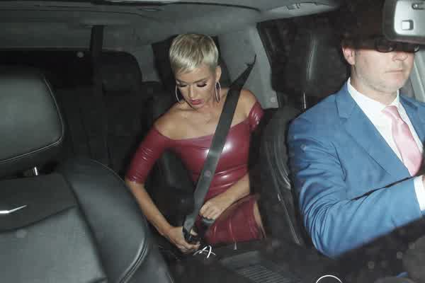 673d6e3b7083381e0672caa96c85ec9151bff06b11149c03a9b7e0a1a4aea839 thumbnail