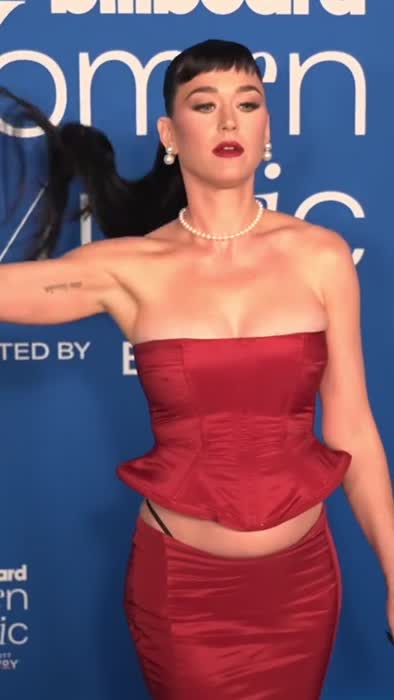 8aadbecf191aeed98cda46bed11efec0f6c4ea7dc14066ba5f923c4c561fd9db thumbnail