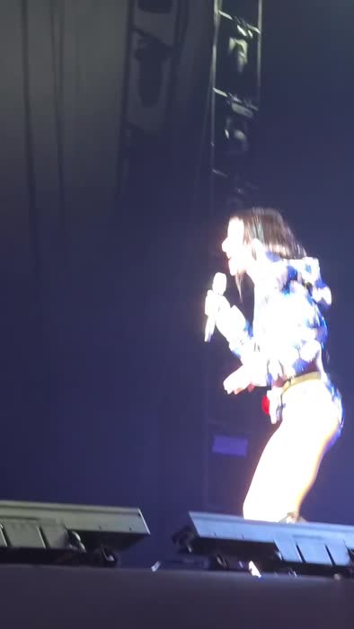 990561045c43122dce08ae1eb8853304135200459bb4bfa9d2bac5c3c4ca7f11 thumbnail