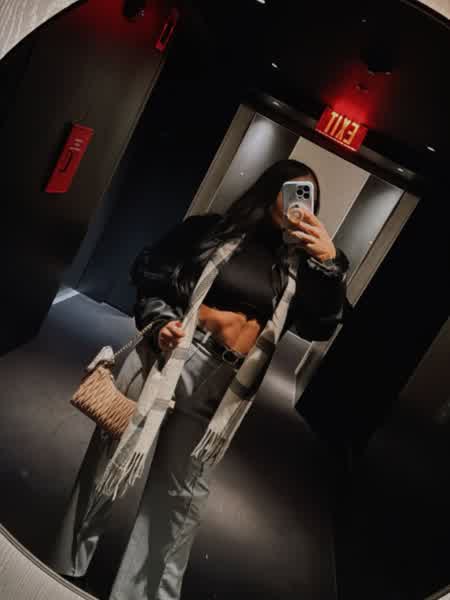 4b16e09fe5d69f9957e9b520c0563addf14d6b53d8dc6514261169f5f28c6561 thumbnail