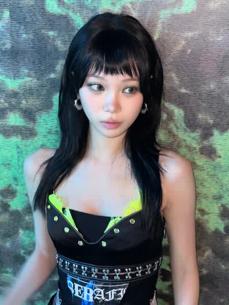 f175f9f15777679f6b7353894c4752d2fd25753af84dd750b39dcb45b8d737b7 thumbnail