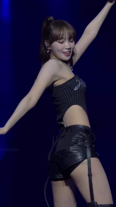 658930a46a7cf5eb8ab4920f2596ca594dc9fca62515d36479fddaaa4ab5389d thumbnail