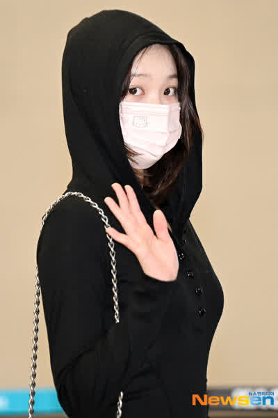 762e85b61be5d049c85f37c98a147b39d6c5500a440ef808abf85bef03751ed6 thumbnail