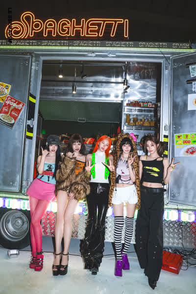 d22963822a550bab50303c88955fde66d462dcc2666fe4eae7850e7a5be71114 thumbnail