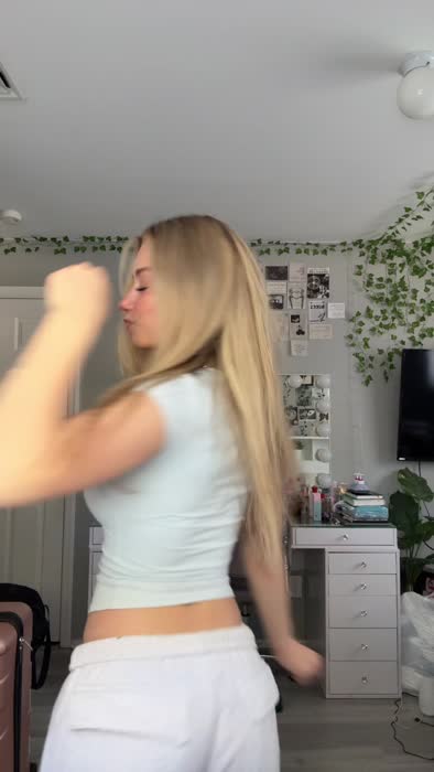 d5de59c9a905d5896e3c3b3c8d3f52b152acccf820352a05c18e99419cc7f1e9 thumbnail