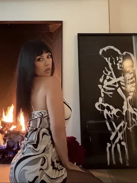 c915c4bd3ef2eebf72d73aaf4a6fe8223a37b8a342a7ae88dd7253f64d13c946 thumbnail