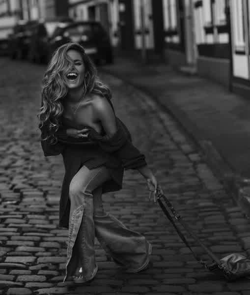 f67f5b534b7d1424d4d2687963a720cc146e145852c9ad5777b6ee8f5880f16d thumbnail