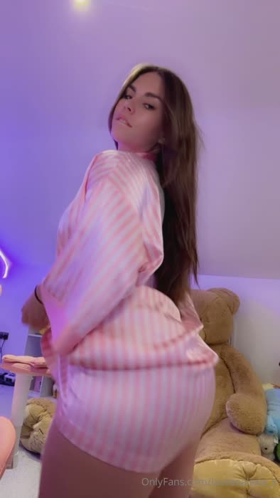 81ddd43c92a76c3de7fa1ff09ba99181ade631aef66898e34bf5f403795dc2e5 thumbnail