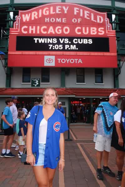 98ab0dfbba7f5bf627d03ce4301e1db3bb09e272c12c16758b567d17bb8e204f thumbnail