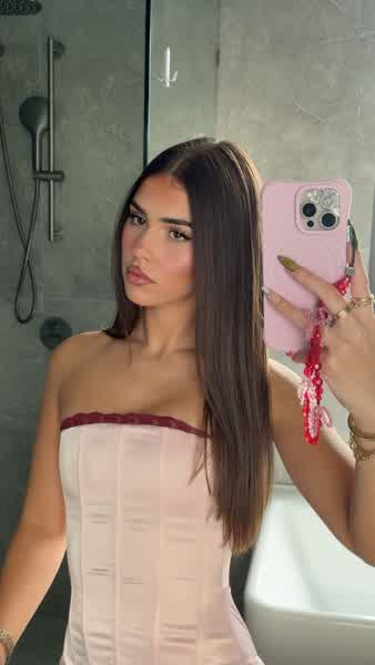 6d8b5ef2122674198cc8610313fbf6dc3ced09500cb908156440da998e74ed30 thumbnail