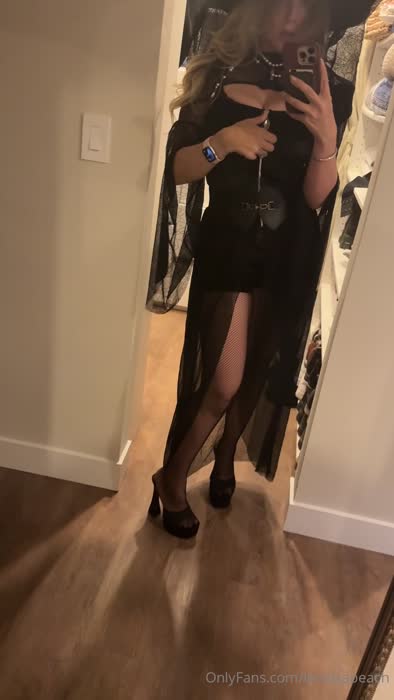 401fe3e203b2e3fd692d6803bc99913ad6d036777f8f437919aaff77c471eb93 thumbnail