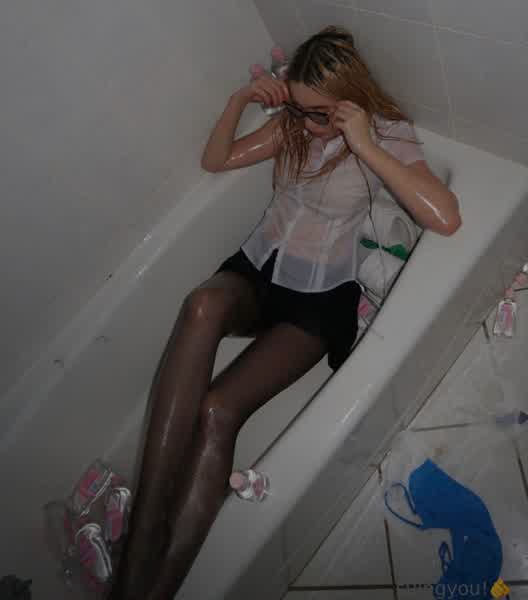 5efb51dc4b79f0ffb98f89d30f70a2a170be11da634407c9e3a752180264390b thumbnail