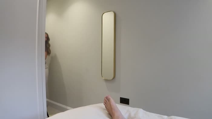 2d5c28d062cfe5f9ec81b756d67eb84d732e8cb65fade62d00bdc20dce2981ad thumbnail