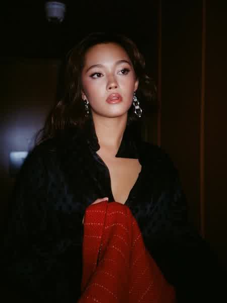 c8dccd18be3b596058eeeafa80450f9594b76970970a53961ead3bc139203a99 thumbnail