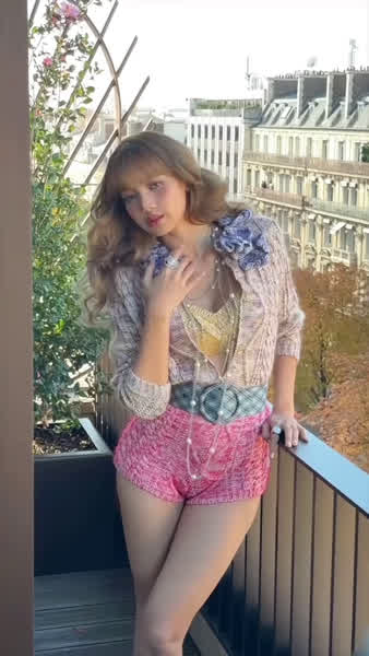 e79def5fd0e19c47bf89d3c1b54e8af1236e96fb43c418106f0b9c0fd910385e thumbnail