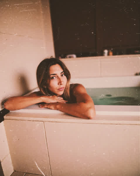 fef6bb840d45957e15fa6458eb3e803bb7f789f70697a78cc950735bc1be9303 thumbnail