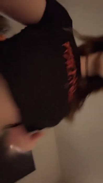 beeb266b35ed12914588f8367414bebb114b24fa16855938e0bfd234e9eae84b thumbnail