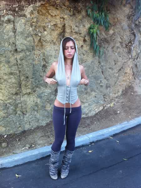 f7de18d993a5347736132286290354dcebbd1b95c8ee768333fede3338fa73e3 thumbnail