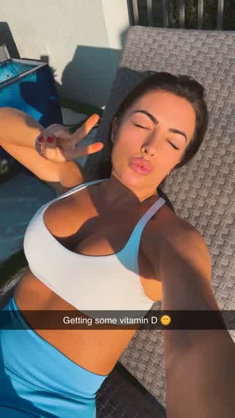 924114622f0abfc85d92adc0bd6dbc0f699e11d3ce4f19ac905060e3f0b6af4c thumbnail