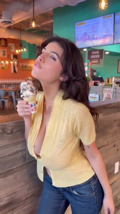 94776f54c3c883d6eee49c16b1c2c0d0c57b9ff42531df4fdc3846c6ff133c0d thumbnail